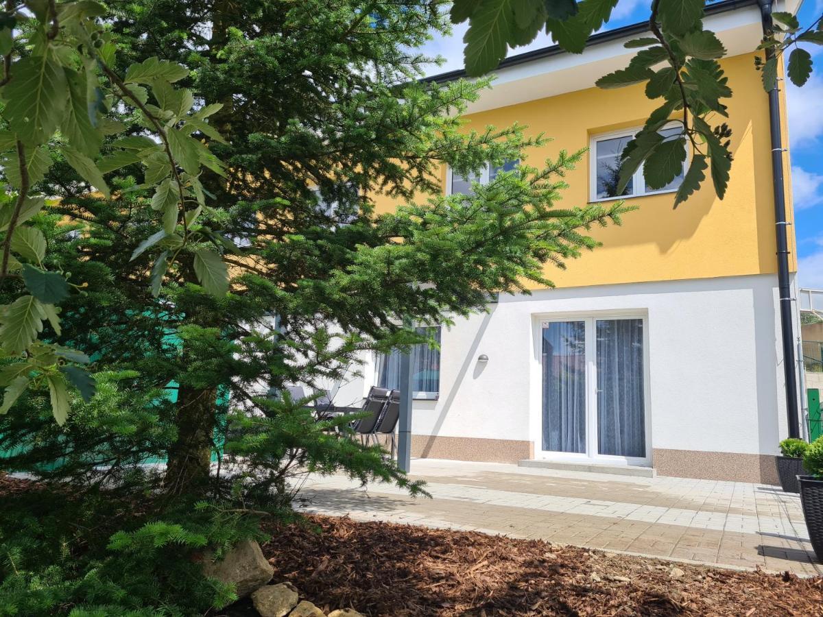 Apartman Kuba Frymburk Ngoại thất bức ảnh