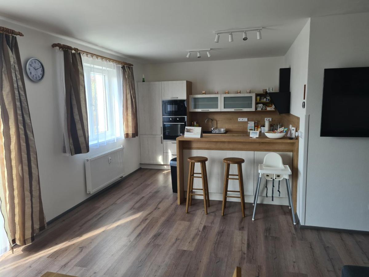 Apartman Kuba Frymburk Ngoại thất bức ảnh